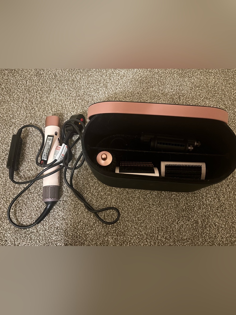 Dyson Air Wrap - Picture 3 of 4